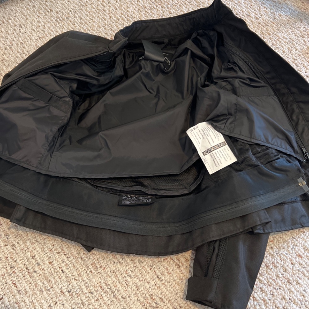 Beautiful Alpinestars Stella black  motorcycle jacket, XS - Picture 7 of 11